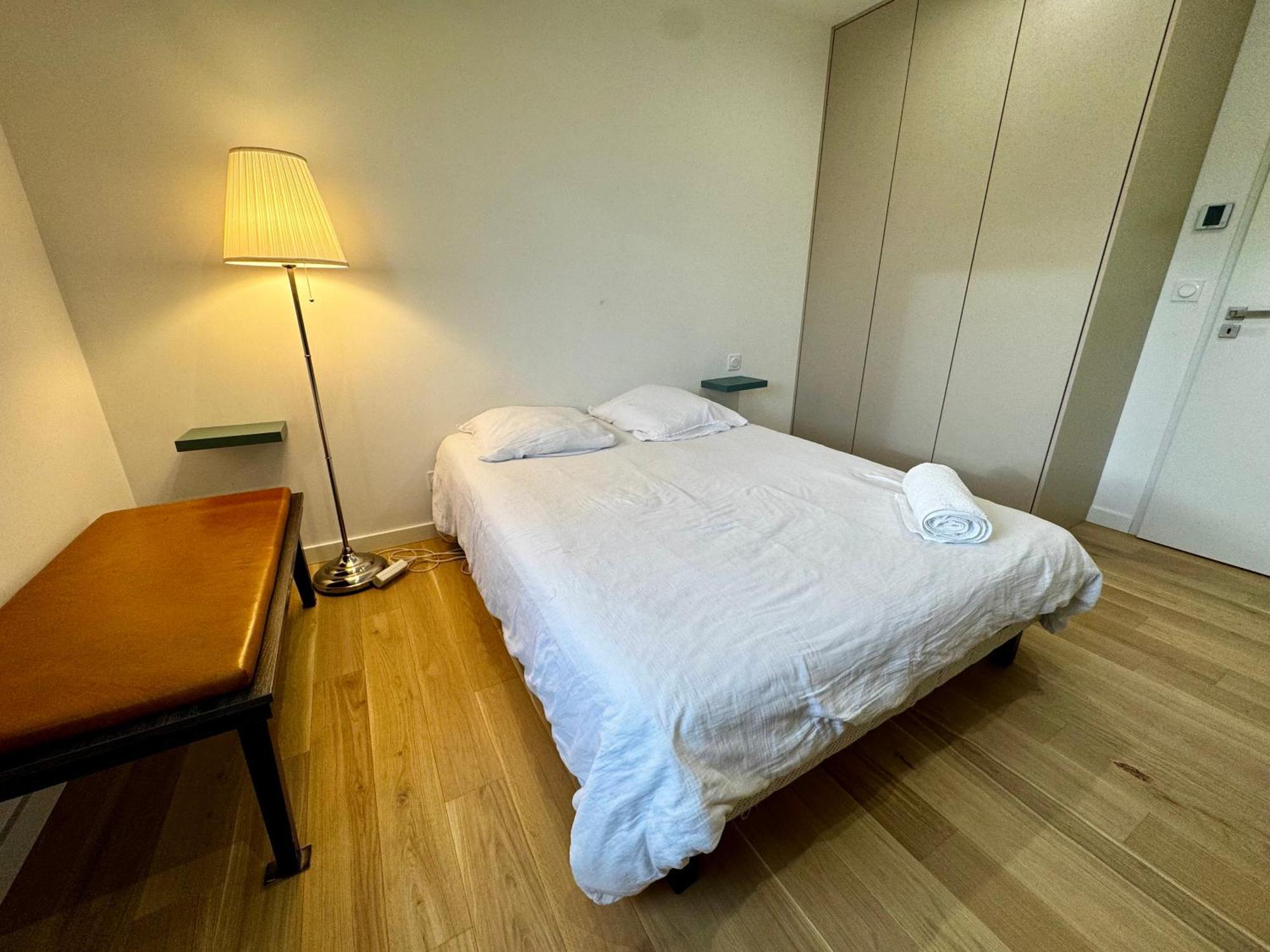 Chambre Privee Climatisee Avec Salle De Bains Partagee-Le Sapin Genay  Esterno foto